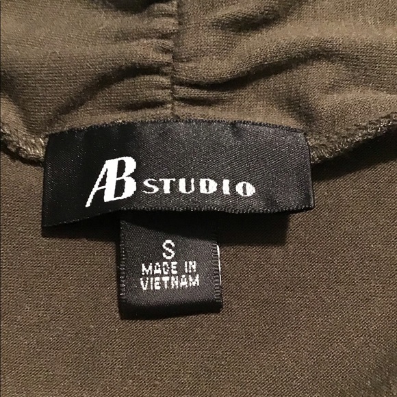 A B Studio- sweater/top combo size S - Picture 2 of 4